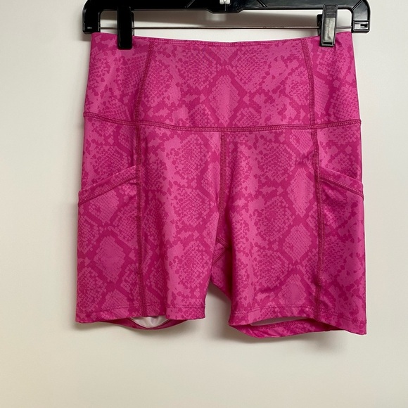 Pink Snakeskin Biker Shorts Size Small Very good condition Pockets - Picture 2 of 8